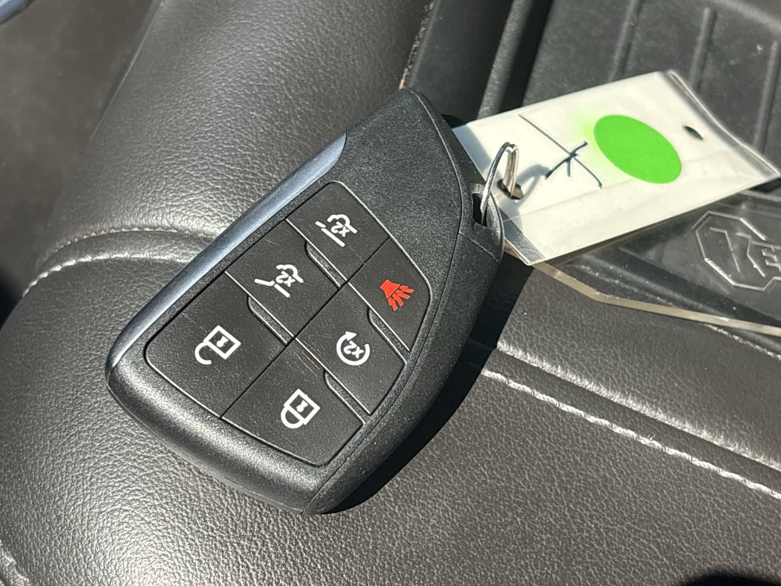 Thumbnail: 2021 Chevrolet Tahoe - 38