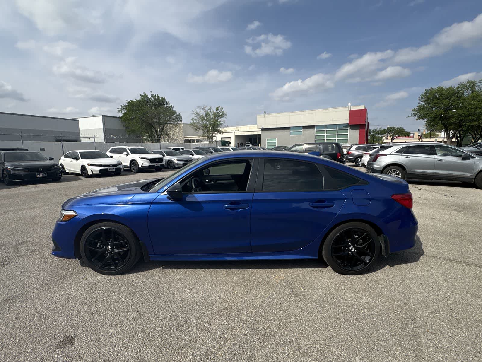 Thumbnail: 2024 Honda Civic - 3