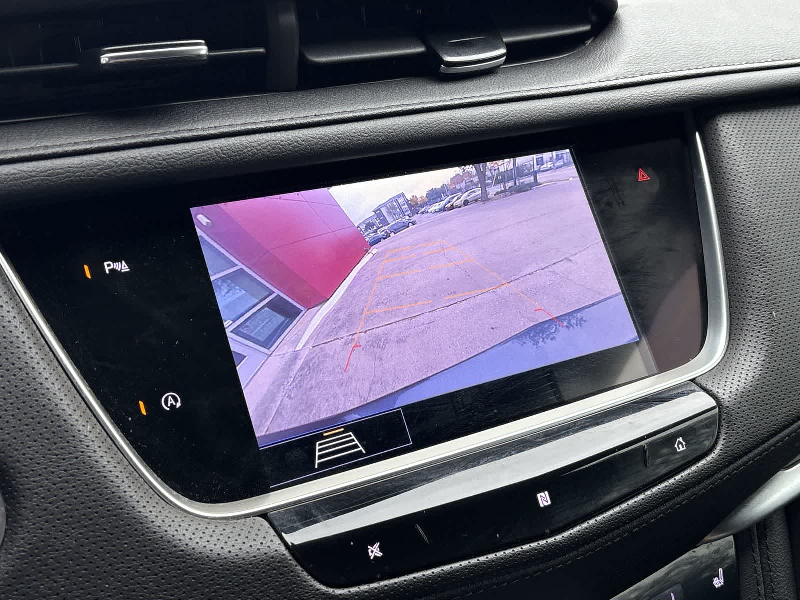 Thumbnail: 2020 Cadillac XT5 - 26