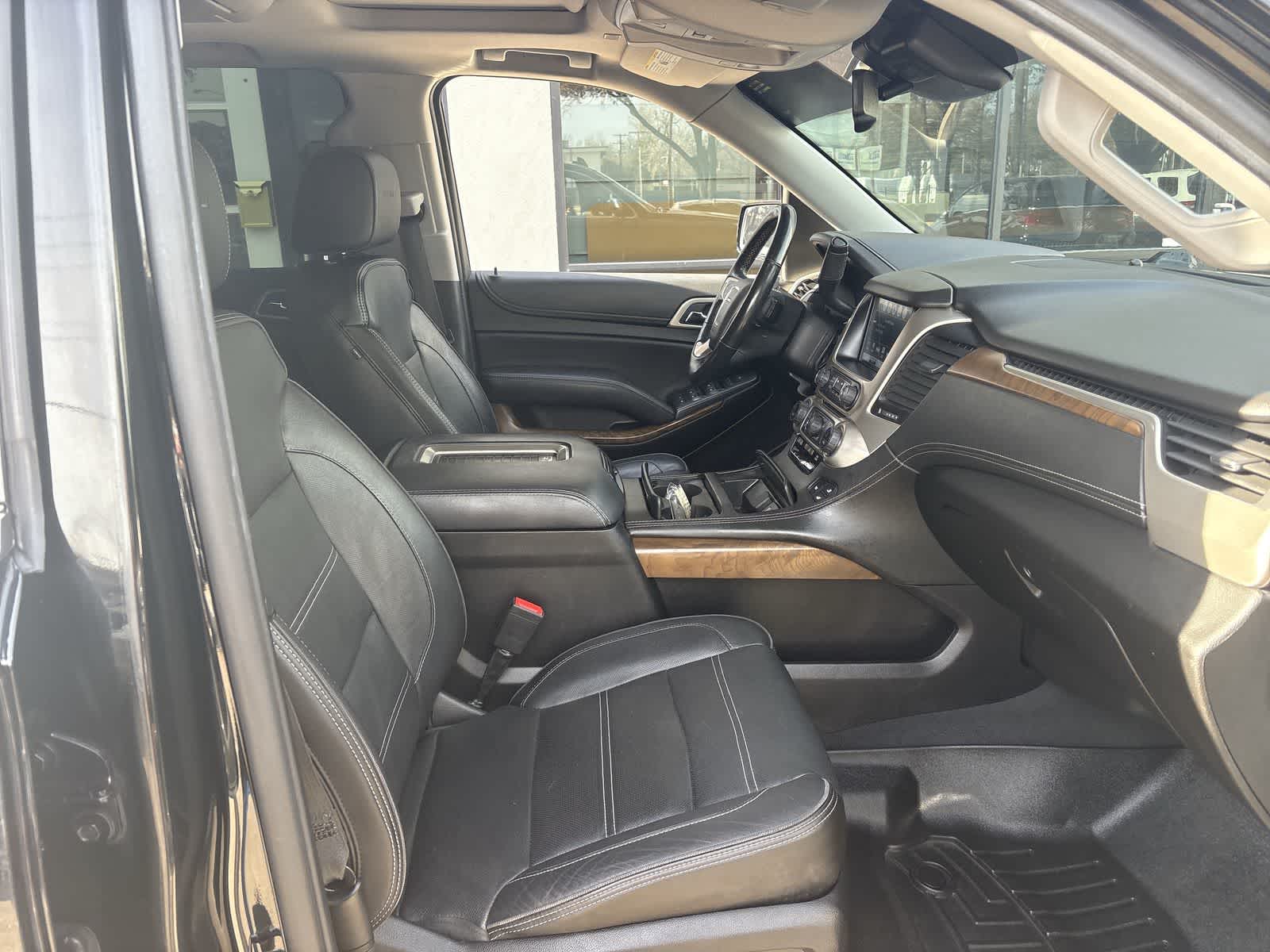 Thumbnail: 2019 GMC Yukon - 21