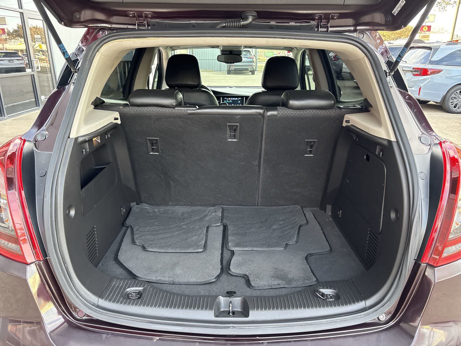 Thumbnail: 2017 Buick Encore - 26