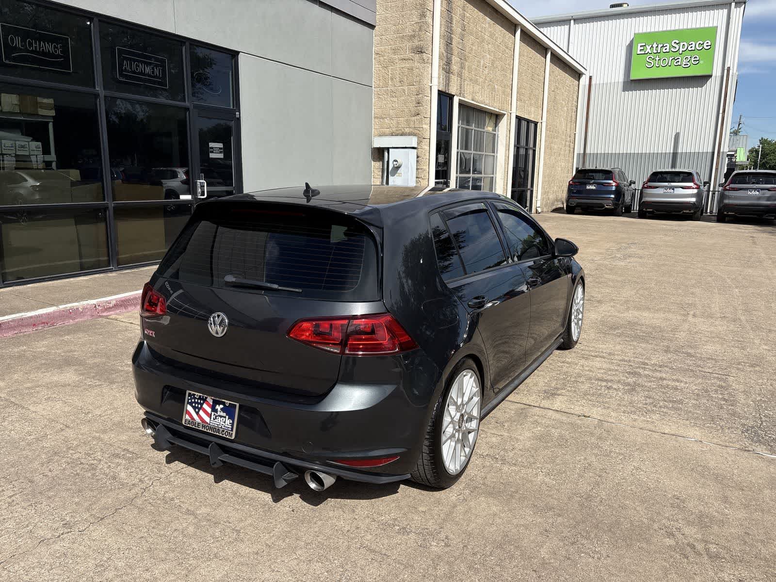 2017 Volkswagen Golf GTI S 24