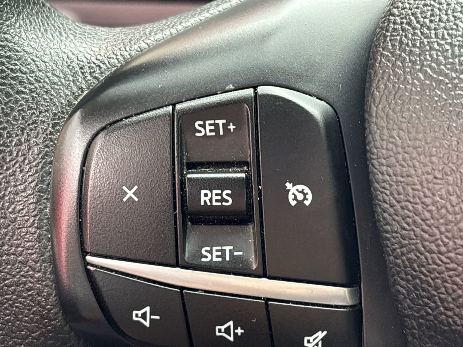 2020 Ford Escape S 28
