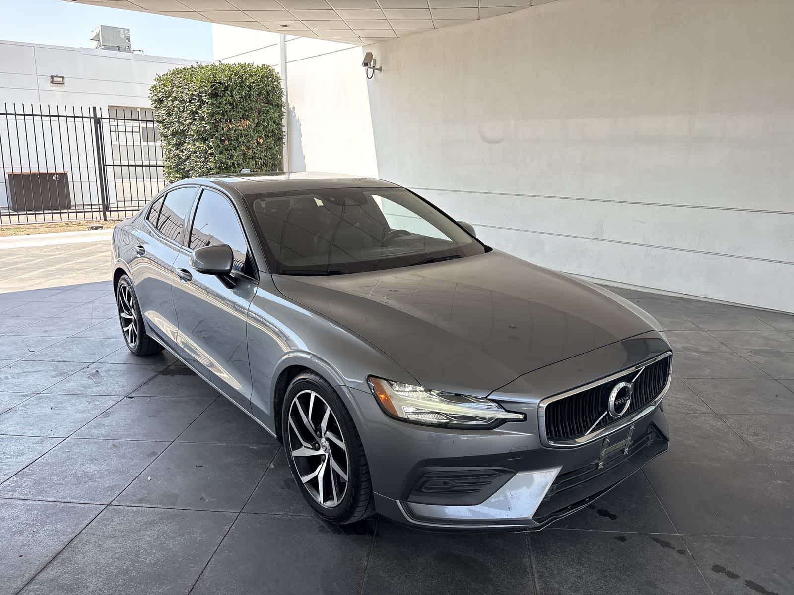 Thumbnail: 2019 Volvo S60 - 23