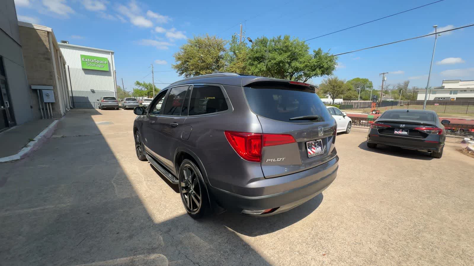 Thumbnail: 2016 Honda Pilot - 6