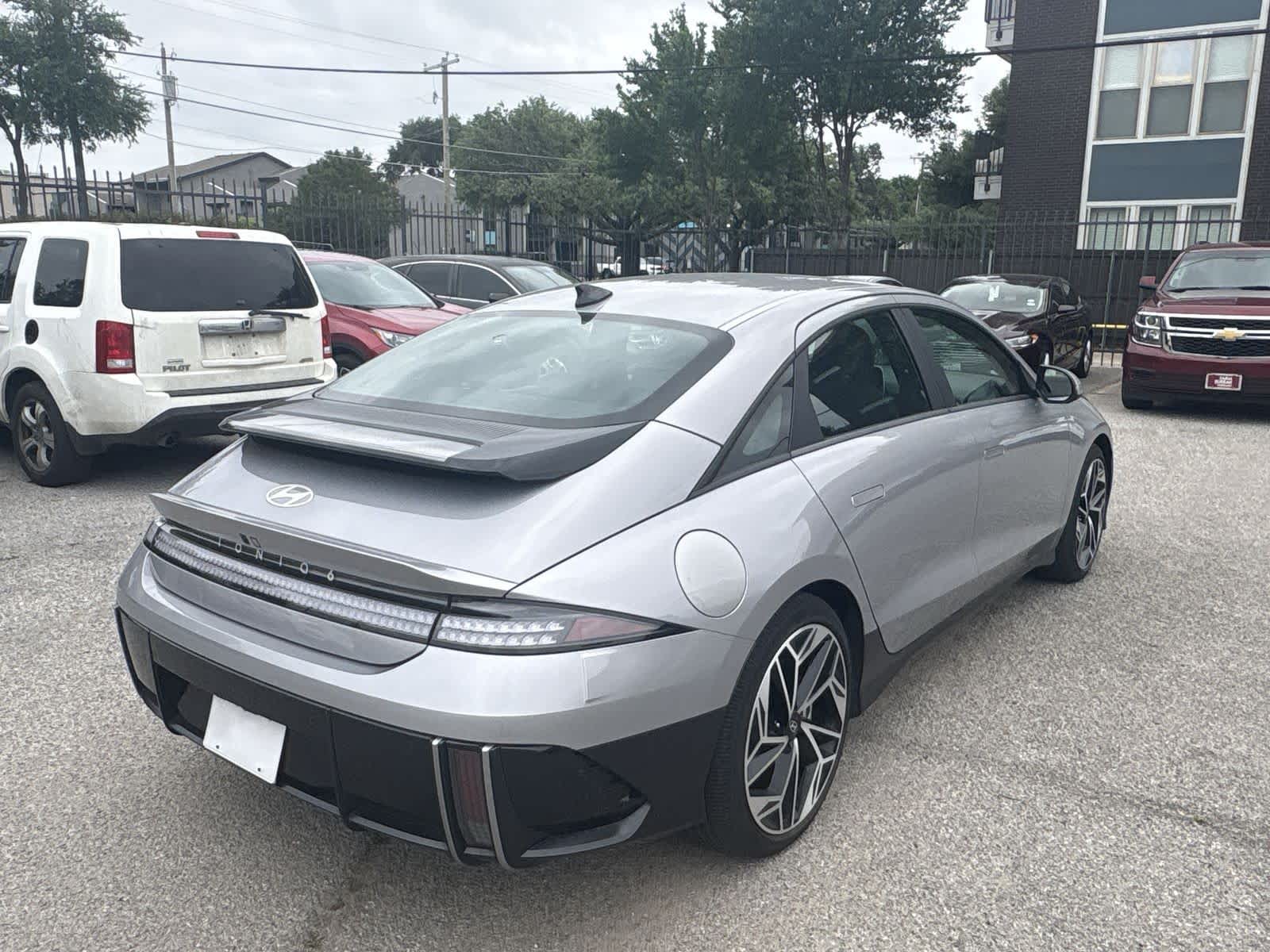 Thumbnail: 2023 Hyundai Ioniq 6 - 6