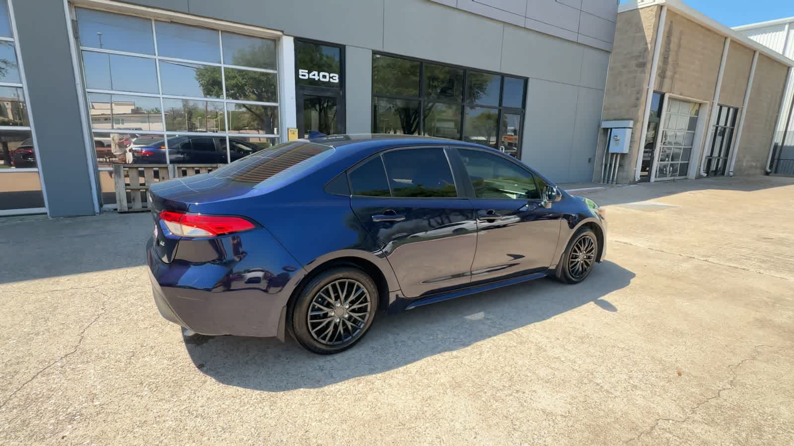 Thumbnail: 2025 Toyota Corolla - 8