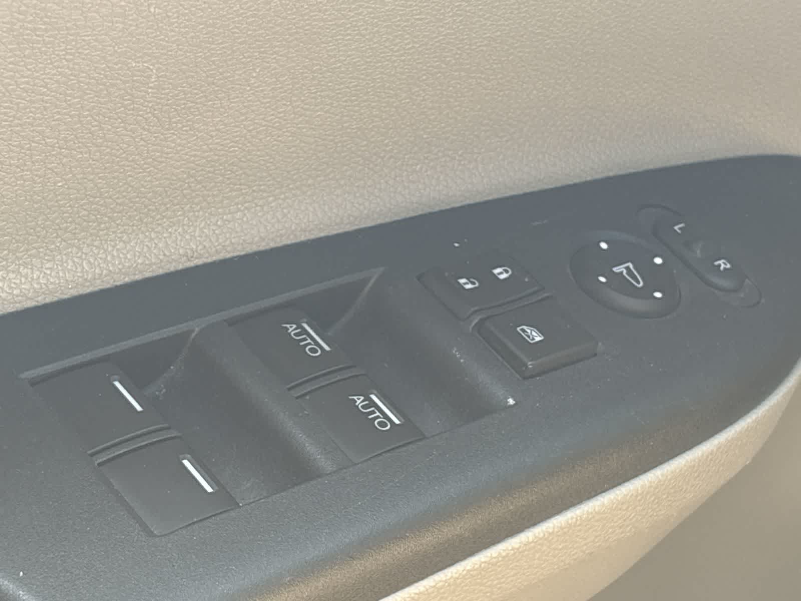 Thumbnail: 2016 Honda Accord - 23