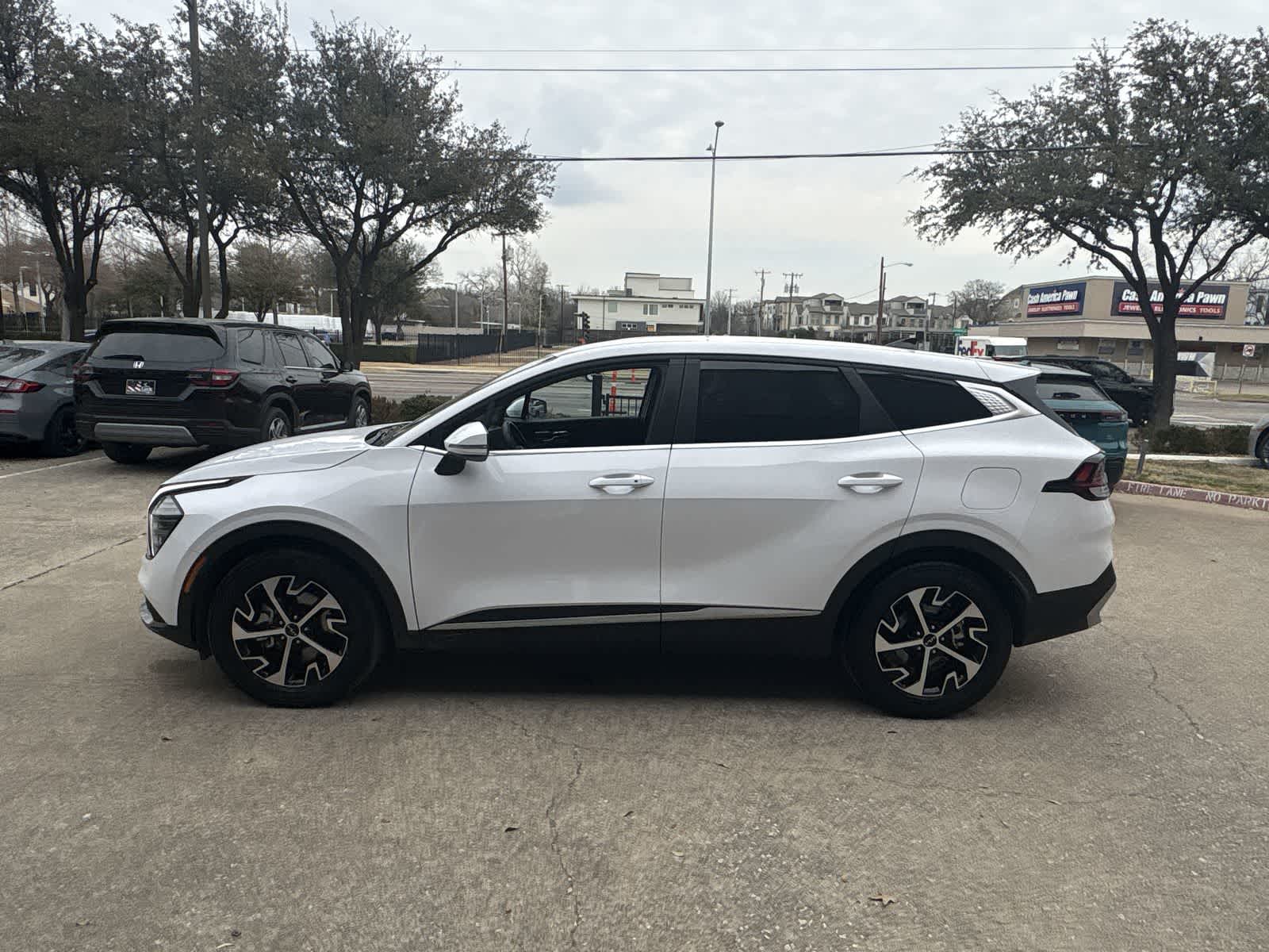 Thumbnail: 2024 Kia Sportage - 11