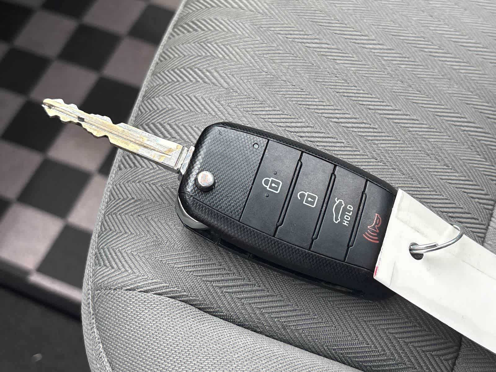 Thumbnail: 2016 Kia Forte - 22