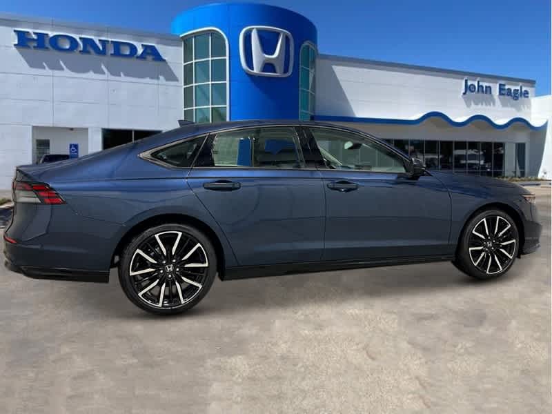 Thumbnail: 2025 Honda Accord - 8