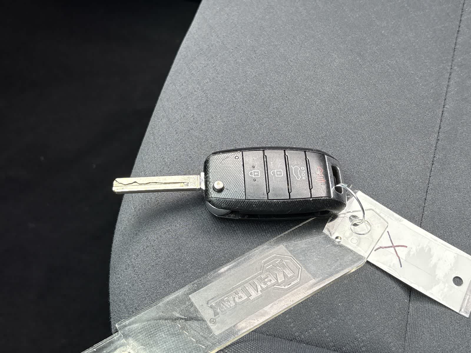 Thumbnail: 2019 Kia Sorento - 19