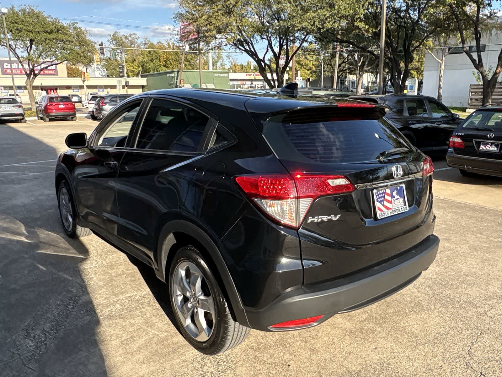 2021 Honda HR-V LX 2WD photo 2