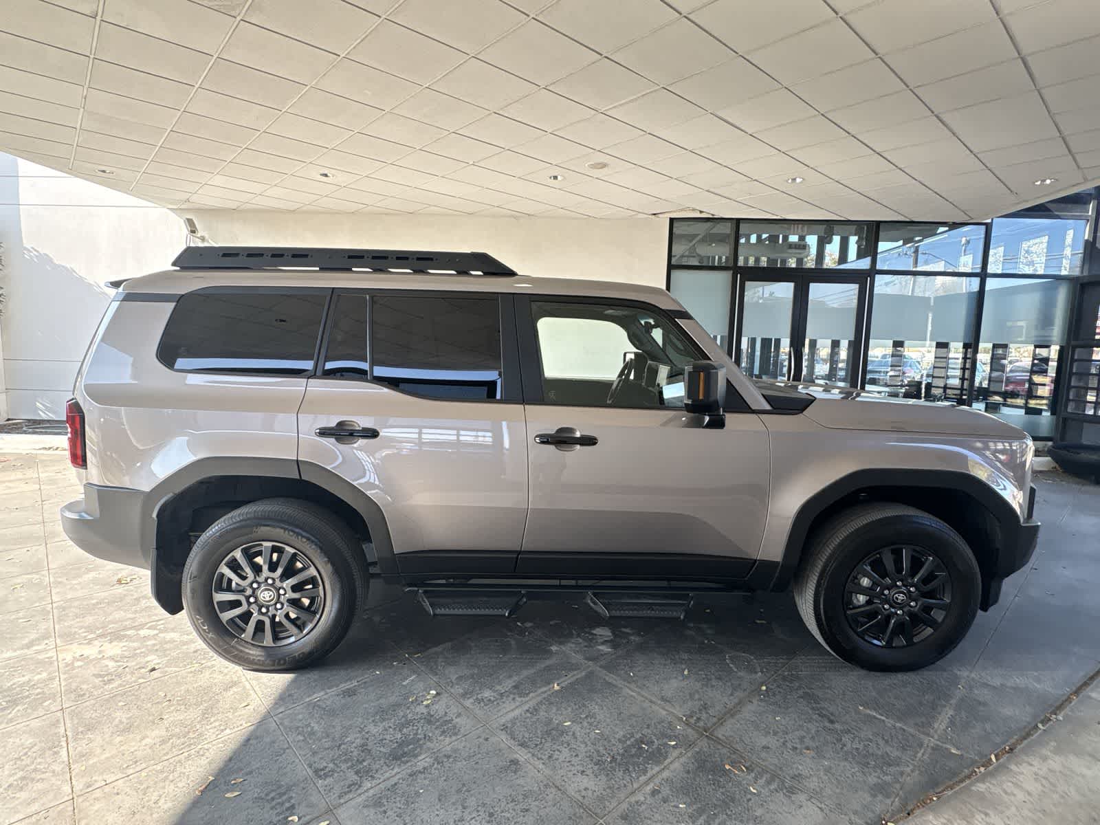 Thumbnail: 2025 Toyota Land Cruiser - 32