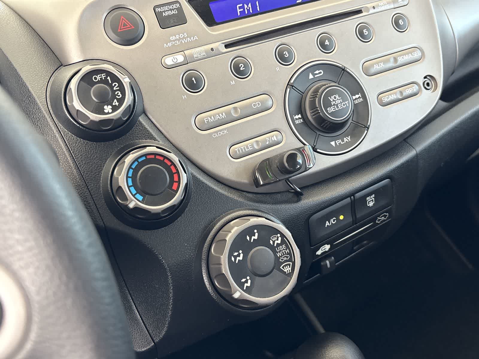 Thumbnail: 2013 Honda Fit - 27