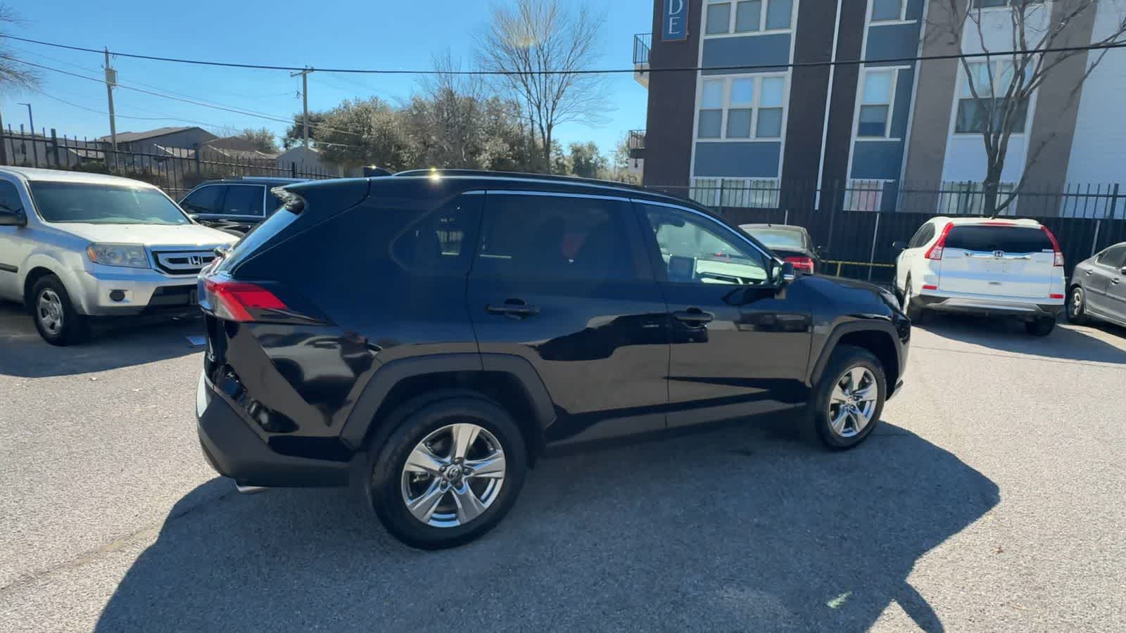 Thumbnail: 2025 Toyota RAV4 - 8