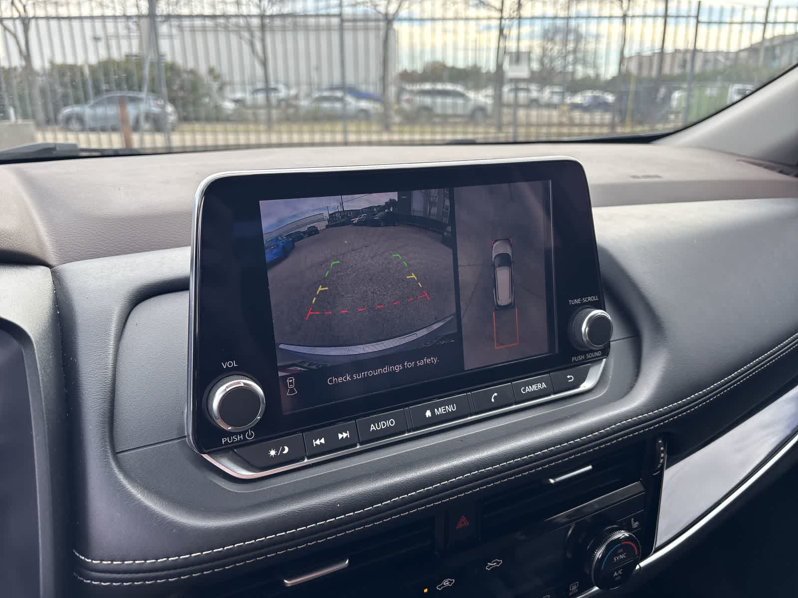 Thumbnail: 2022 Nissan Rogue - 30