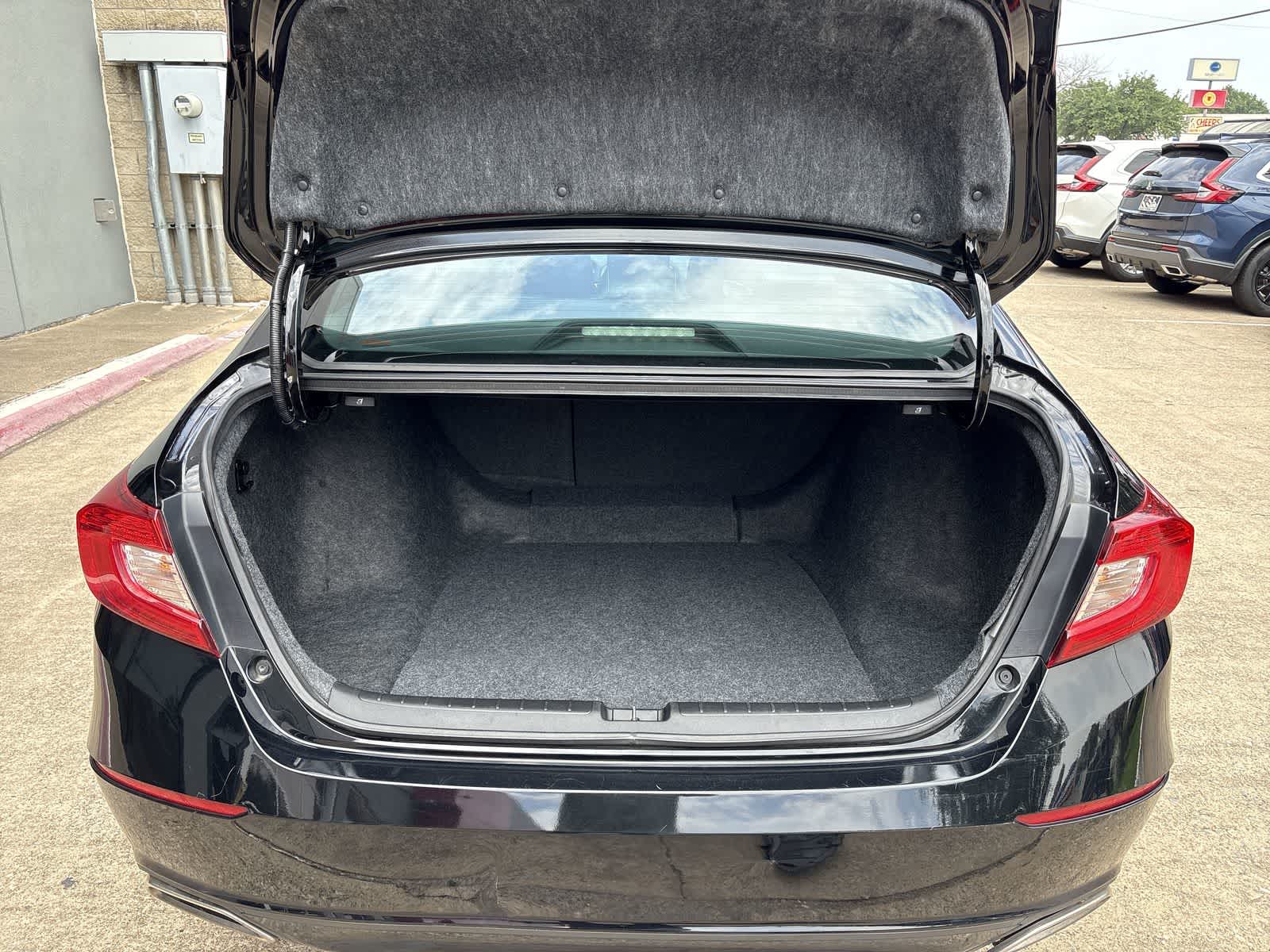2022 Honda Accord Sport 18