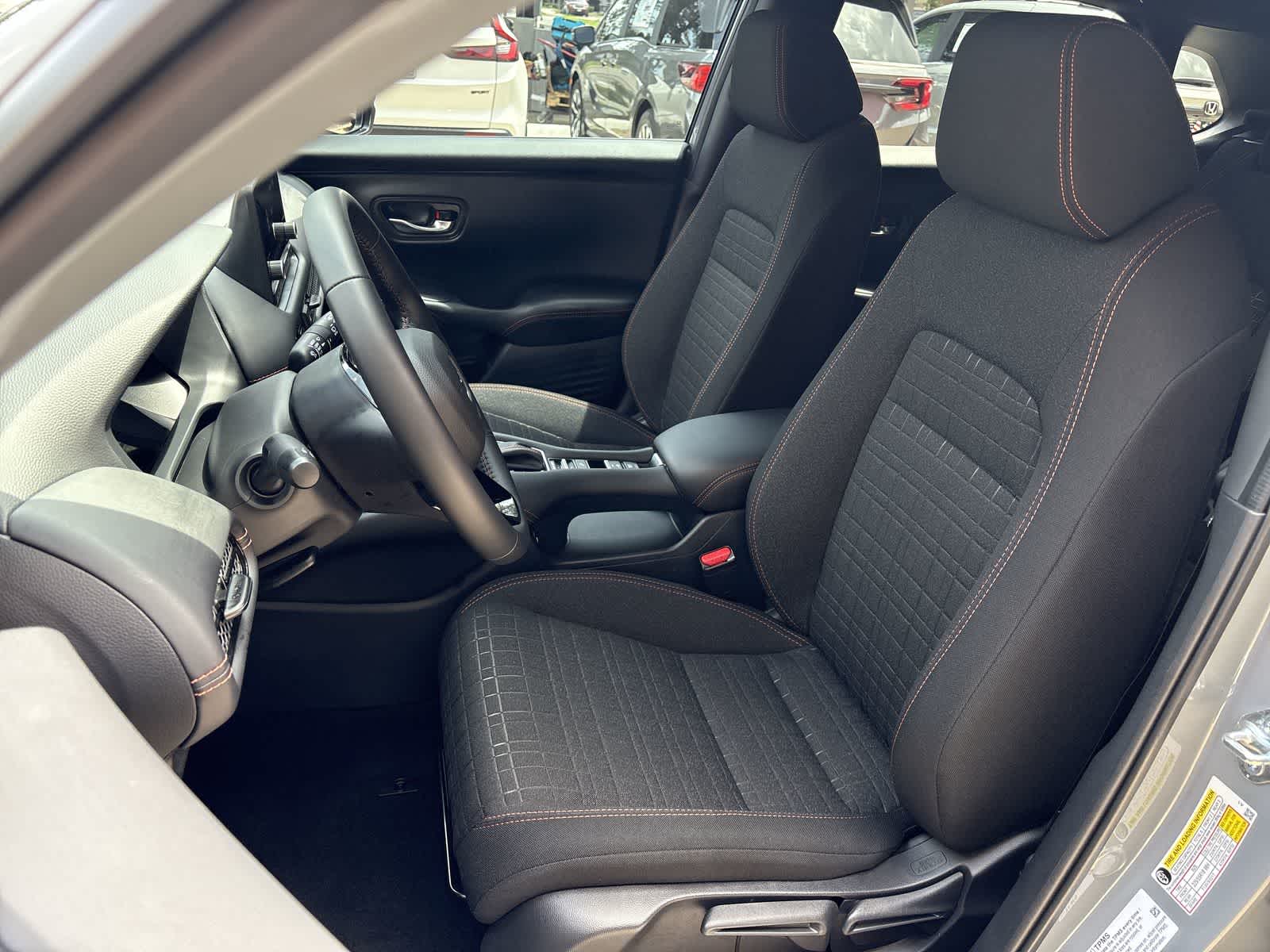 2025 Honda HR-V Sport 10