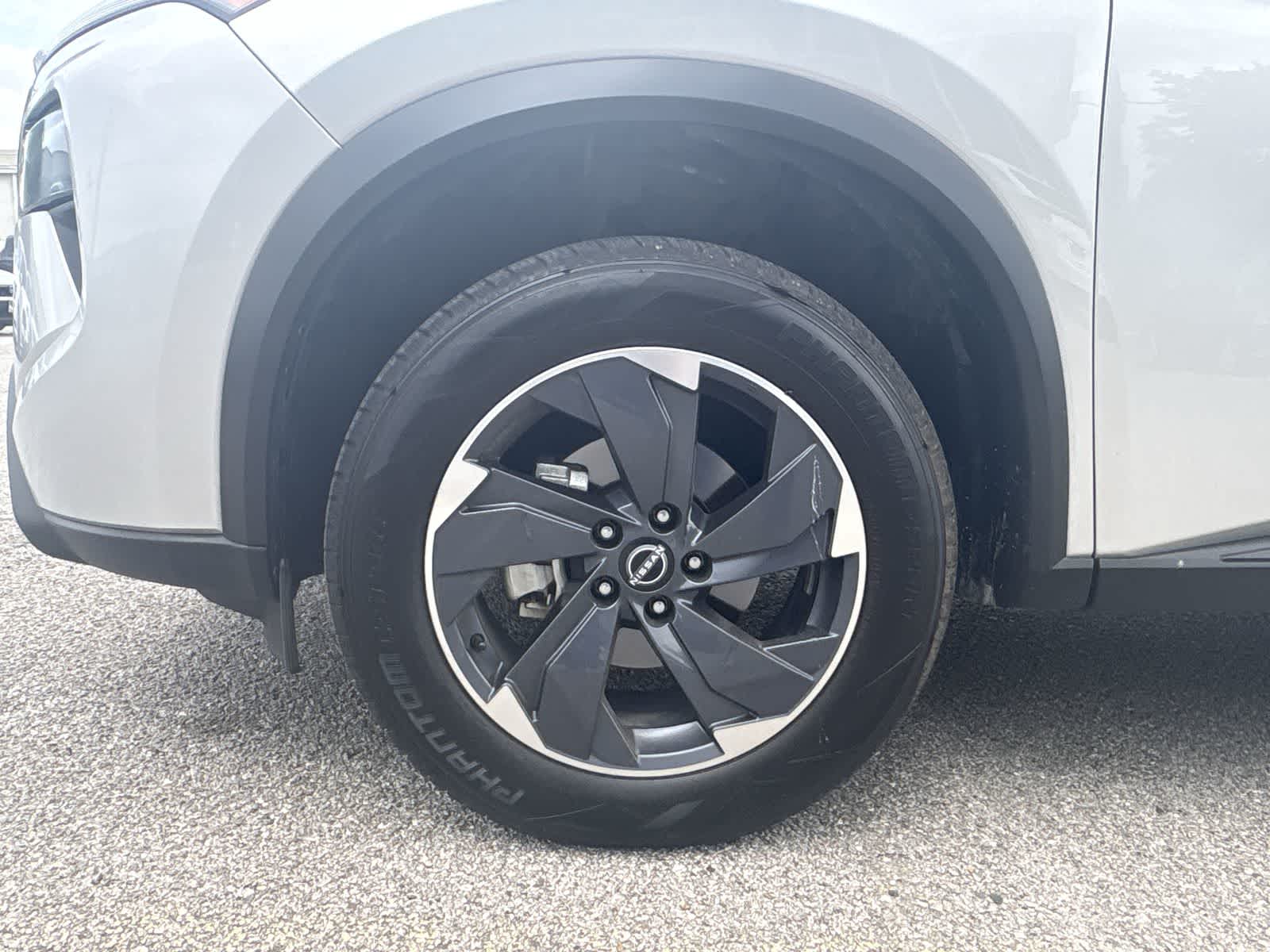 Thumbnail: 2024 Nissan Rogue - 12