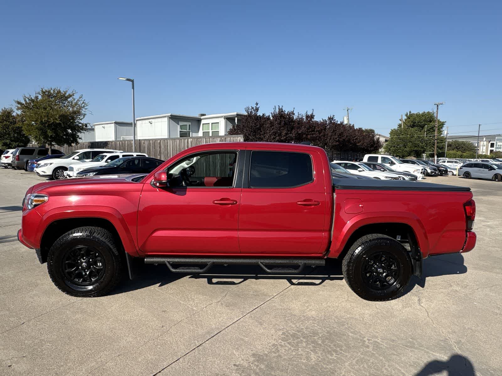 2022 Toyota Tacoma SR5 V6 photo 2
