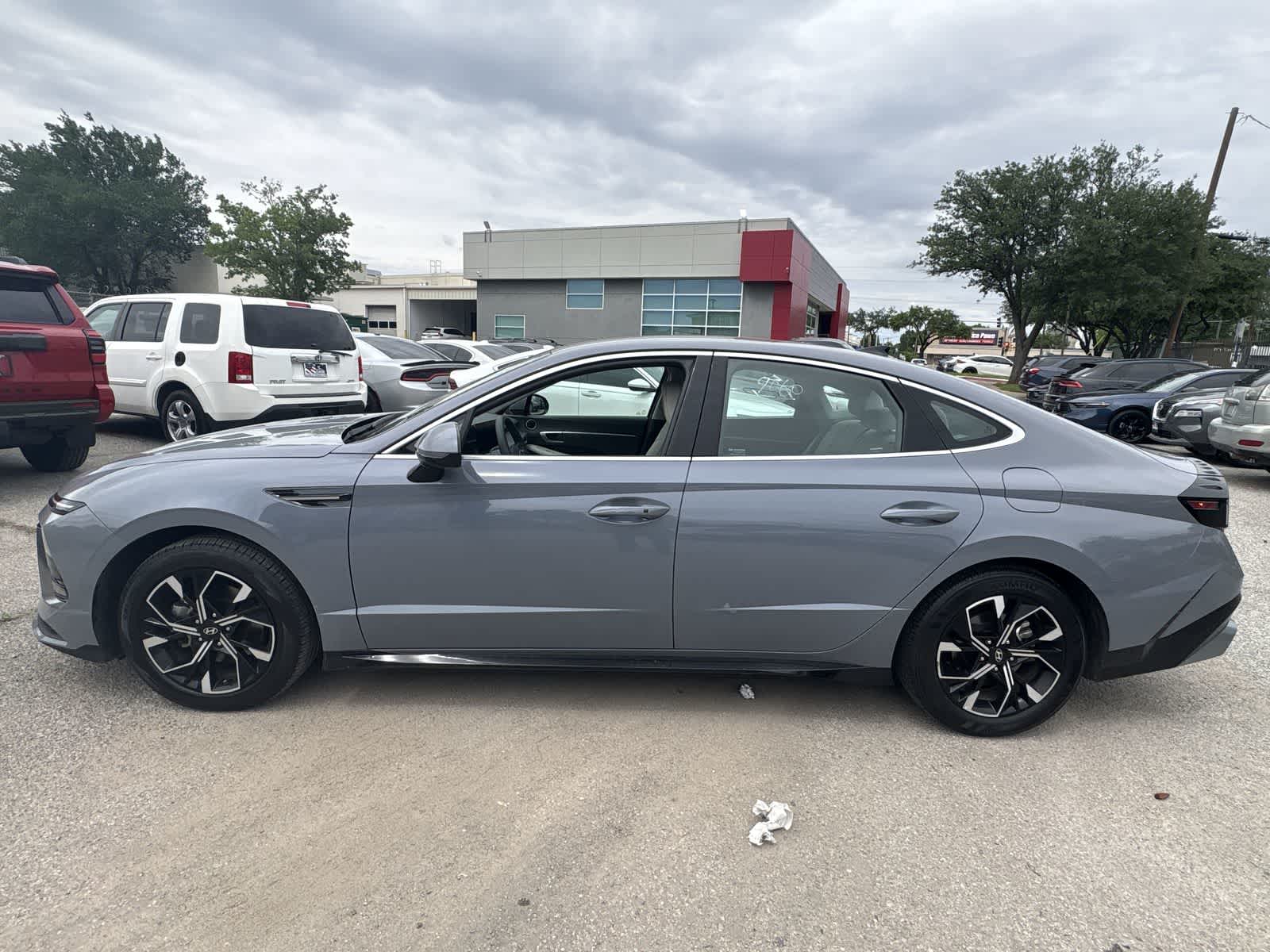 Thumbnail: 2025 Hyundai Sonata - 3