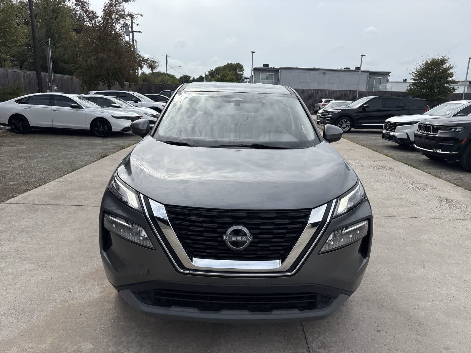 Thumbnail: 2022 Nissan Rogue - 6