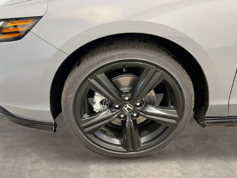 Thumbnail: 2025 Honda Accord - 11