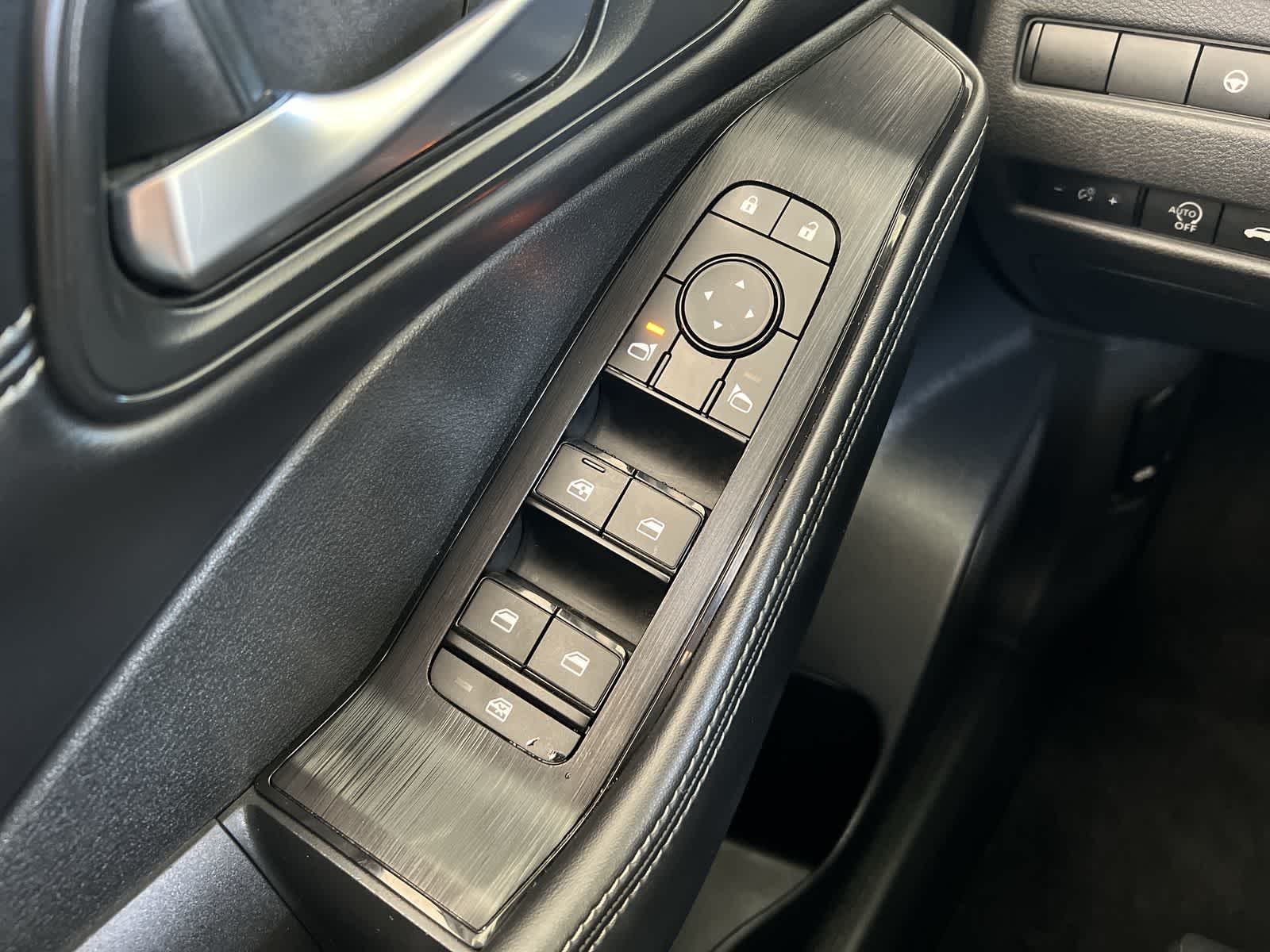 Thumbnail: 2023 Nissan Rogue - 28