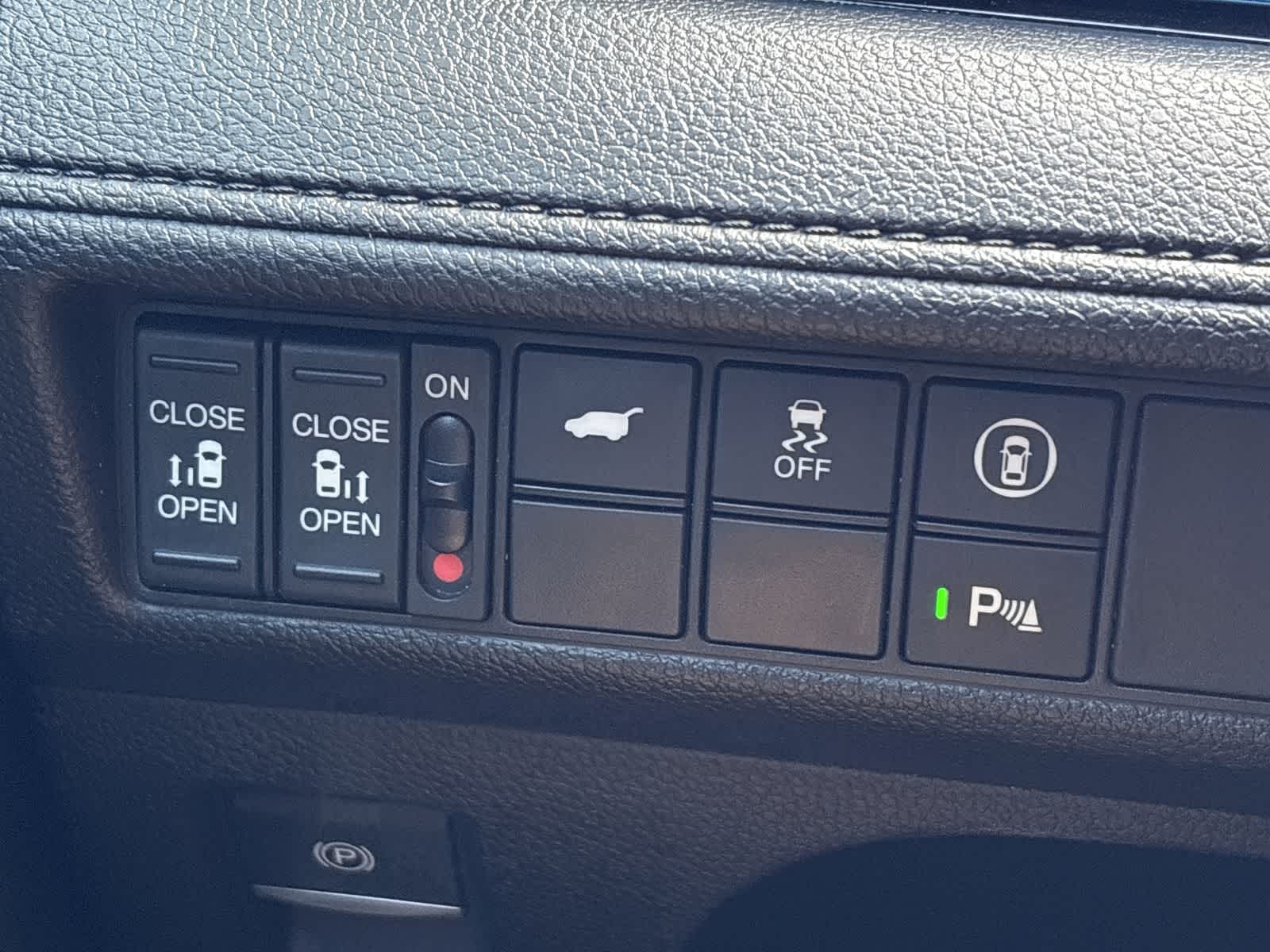 Thumbnail: 2023 Honda Odyssey - 22