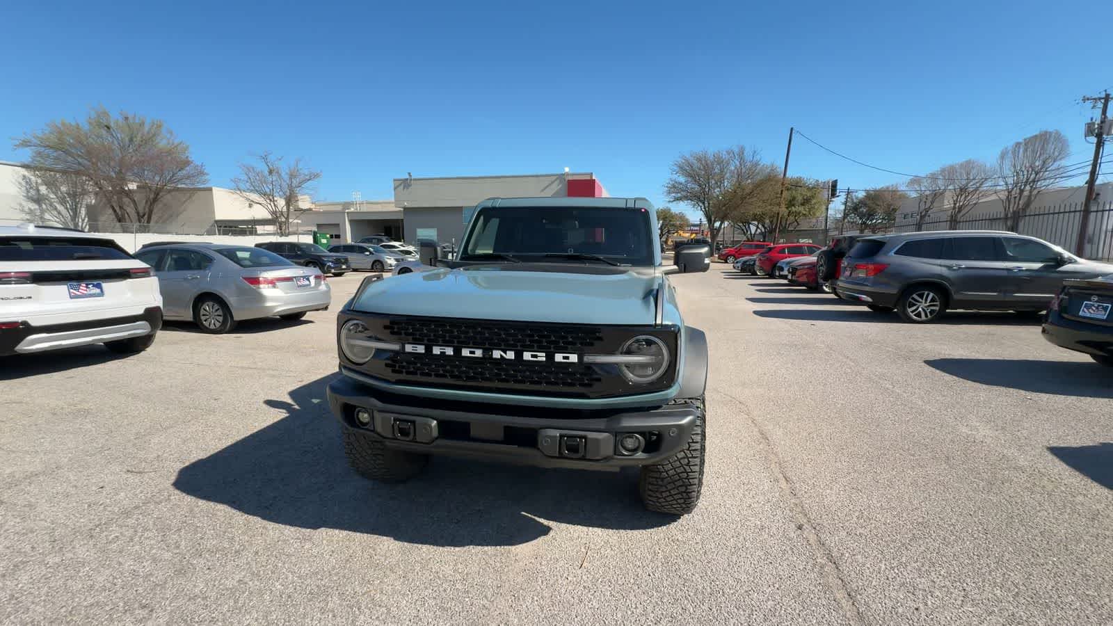 Thumbnail: 2023 Ford Bronco - 3