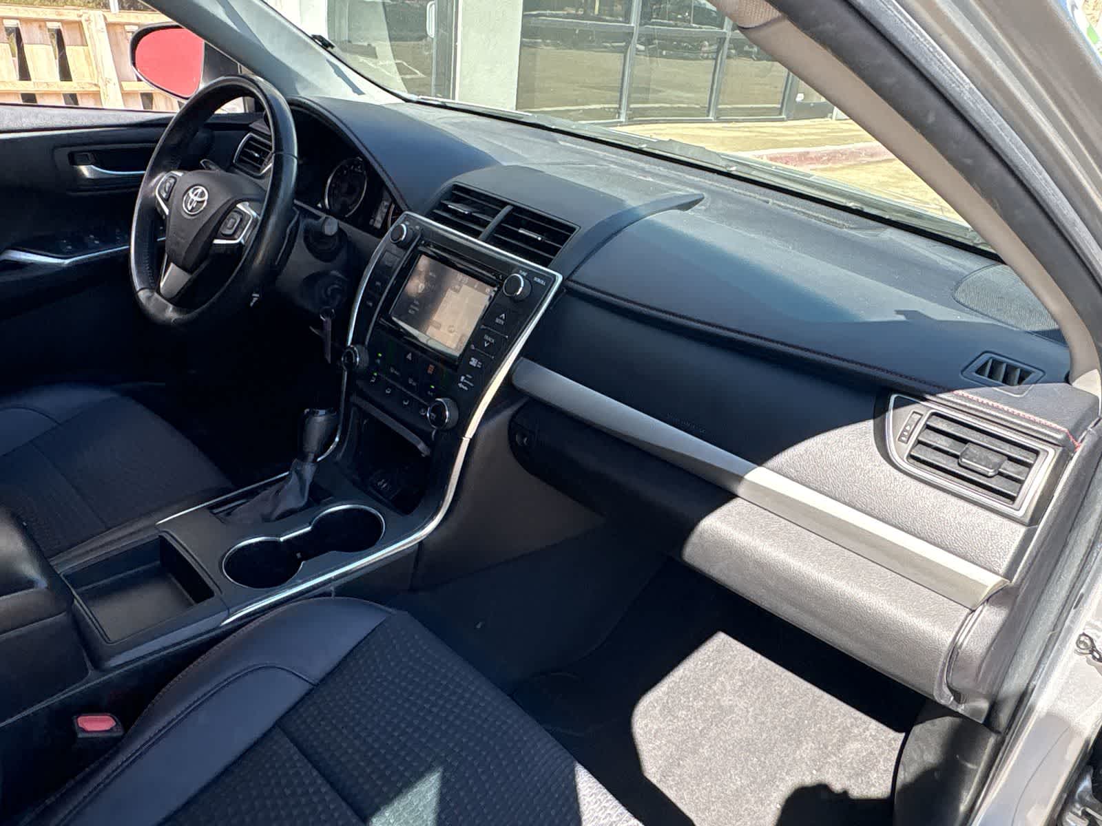 Thumbnail: 2015 Toyota Camry - 26