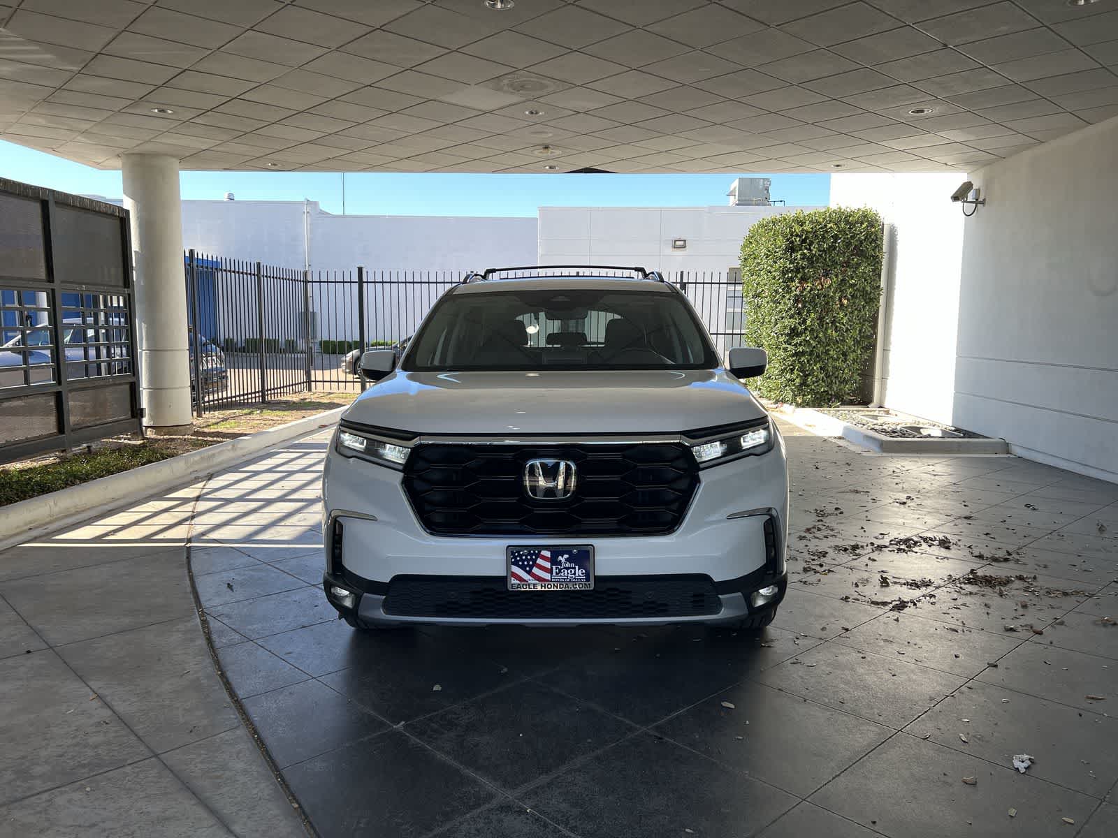 Thumbnail: 2023 Honda Pilot - 6