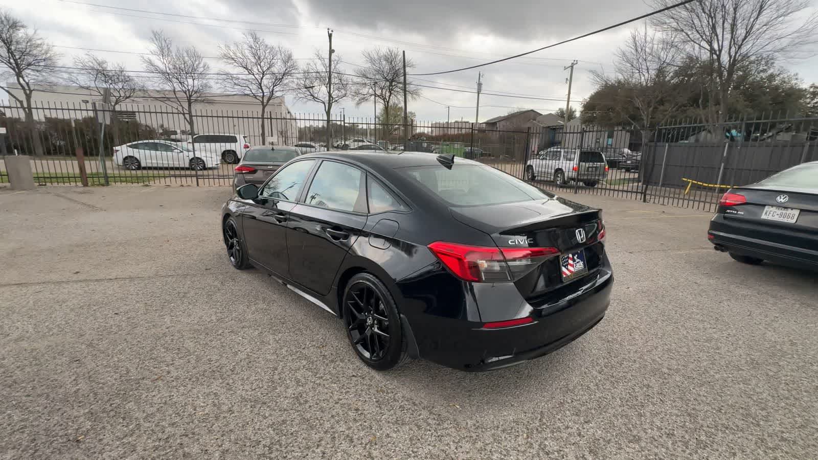 Thumbnail: 2023 Honda Civic - 6