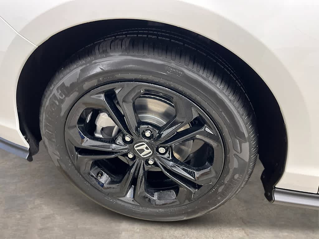 Thumbnail: 2025 Honda Accord - 10