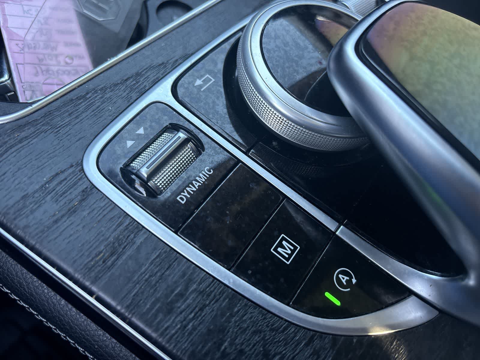 Thumbnail: 2019 Mercedes-Benz GLC - 31