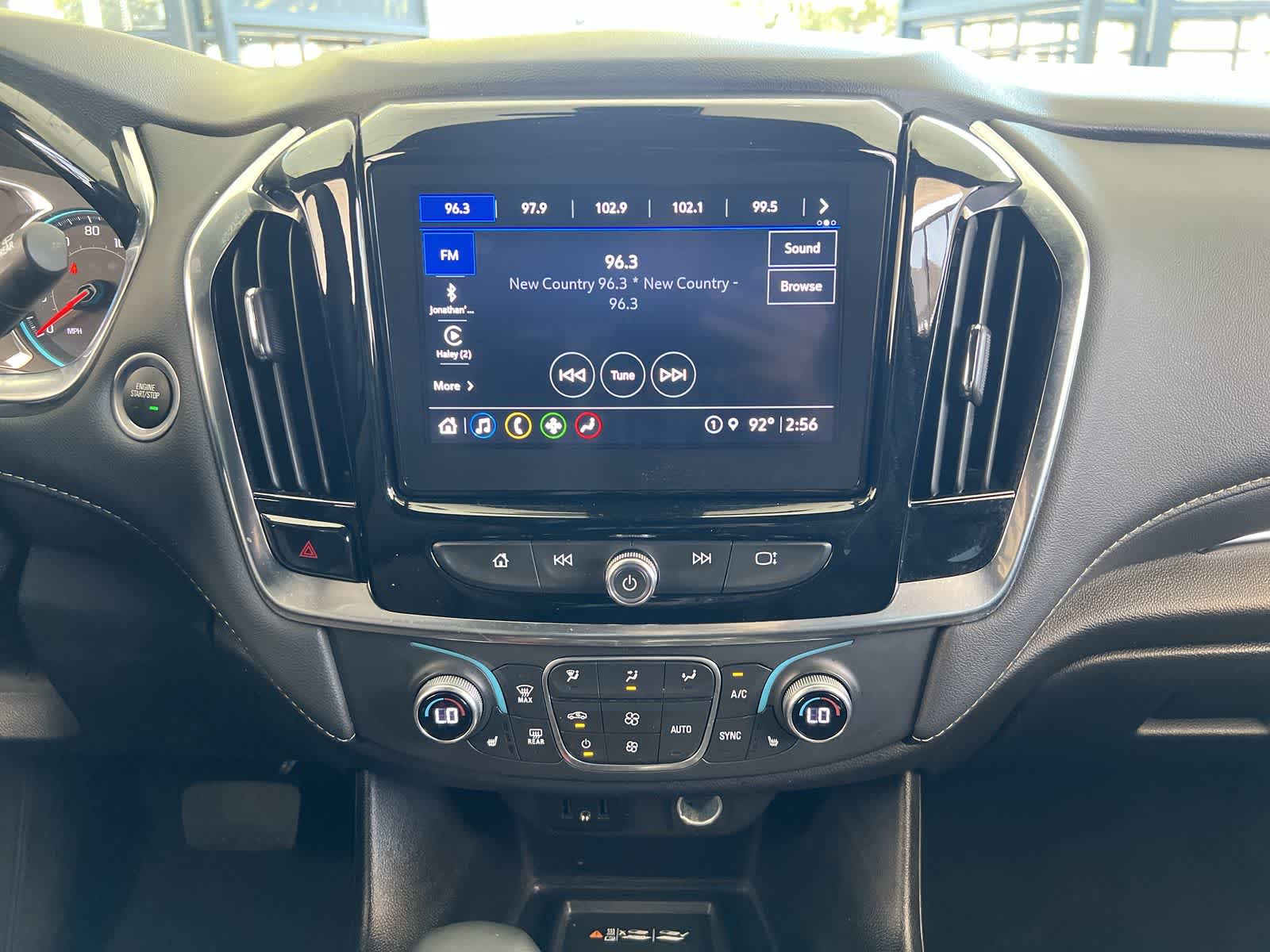 Thumbnail: 2023 Chevrolet Traverse - 15