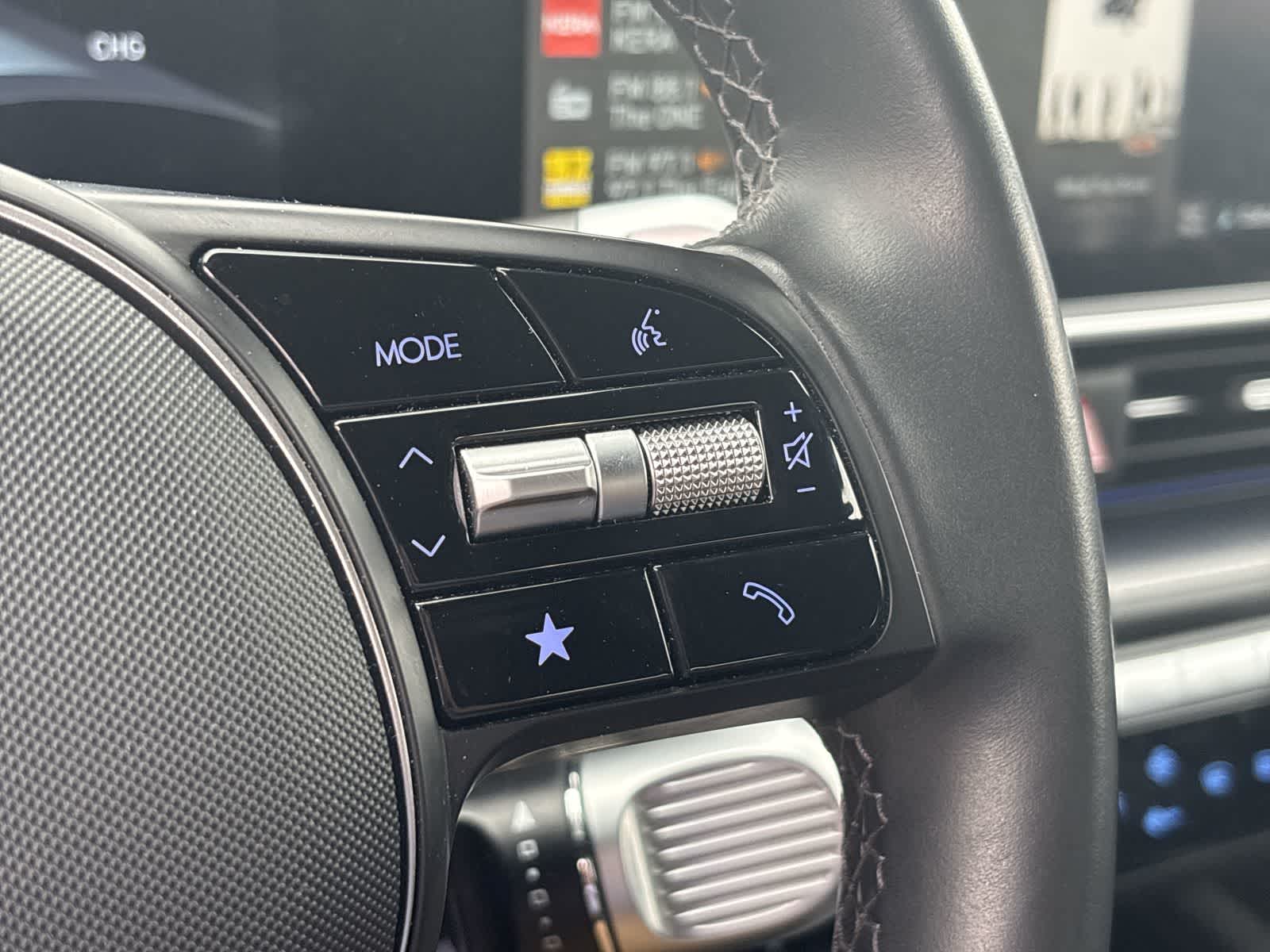 Thumbnail: 2023 Hyundai Ioniq 6 - 24