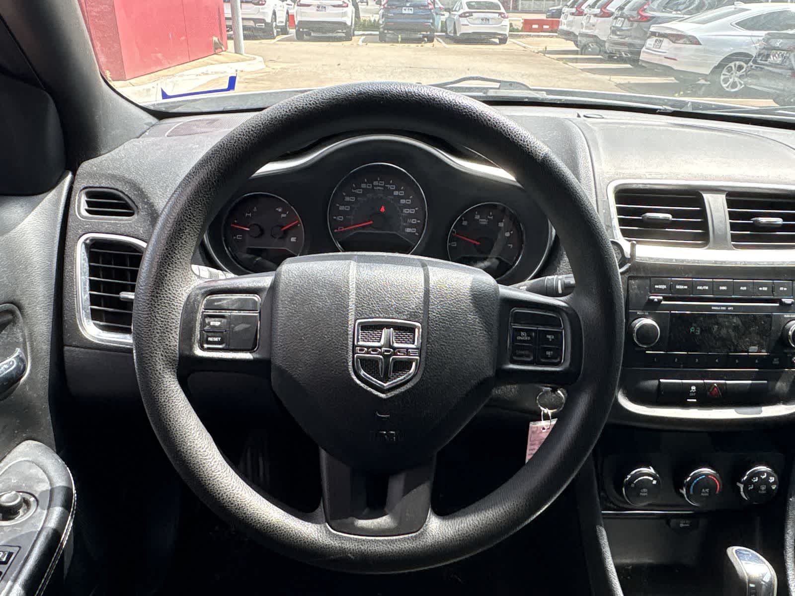 Thumbnail: 2011 Dodge Avenger - 17