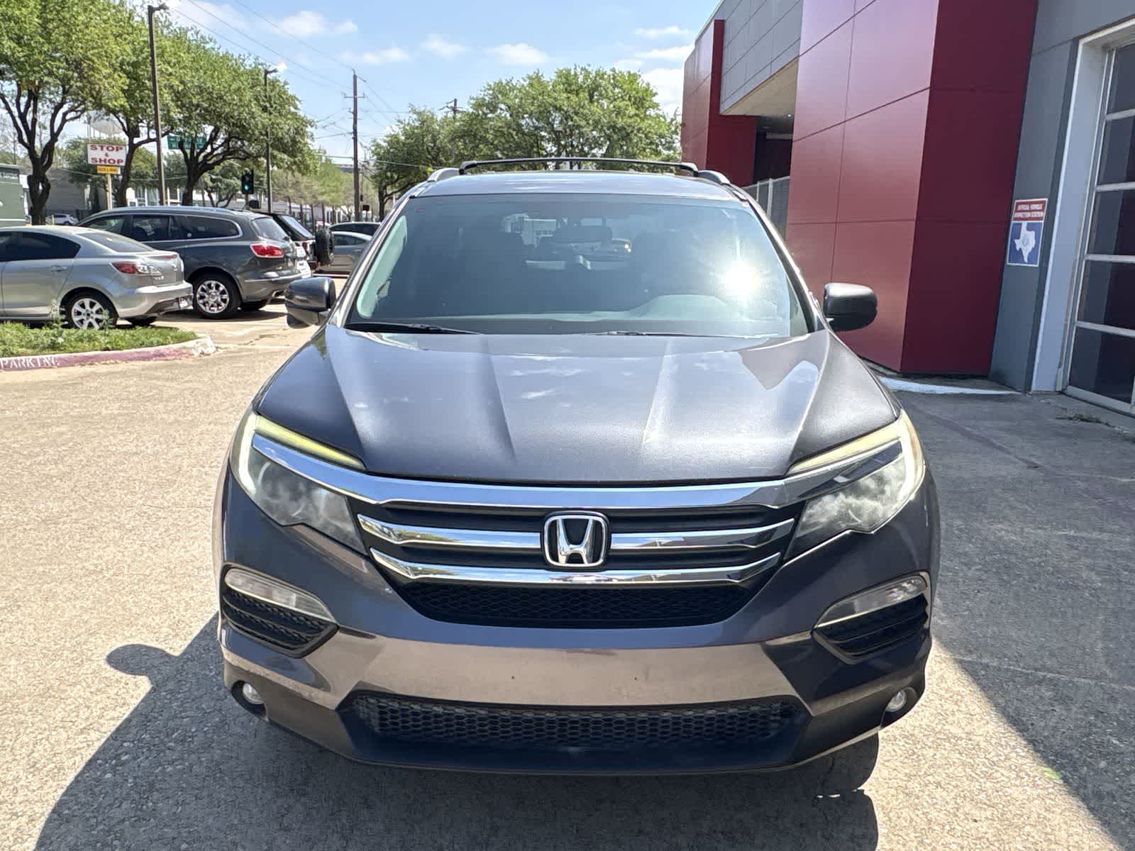 Thumbnail: 2016 Honda Pilot - 16