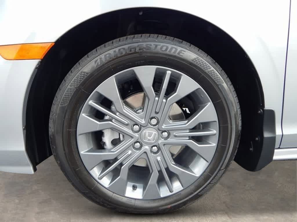 Thumbnail: 2026 Honda Odyssey - 9