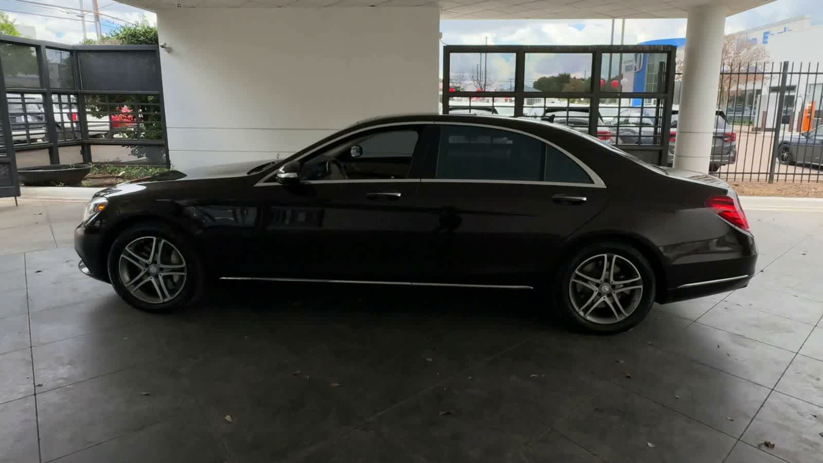 Thumbnail: 2016 Mercedes-Benz S-Class - 5