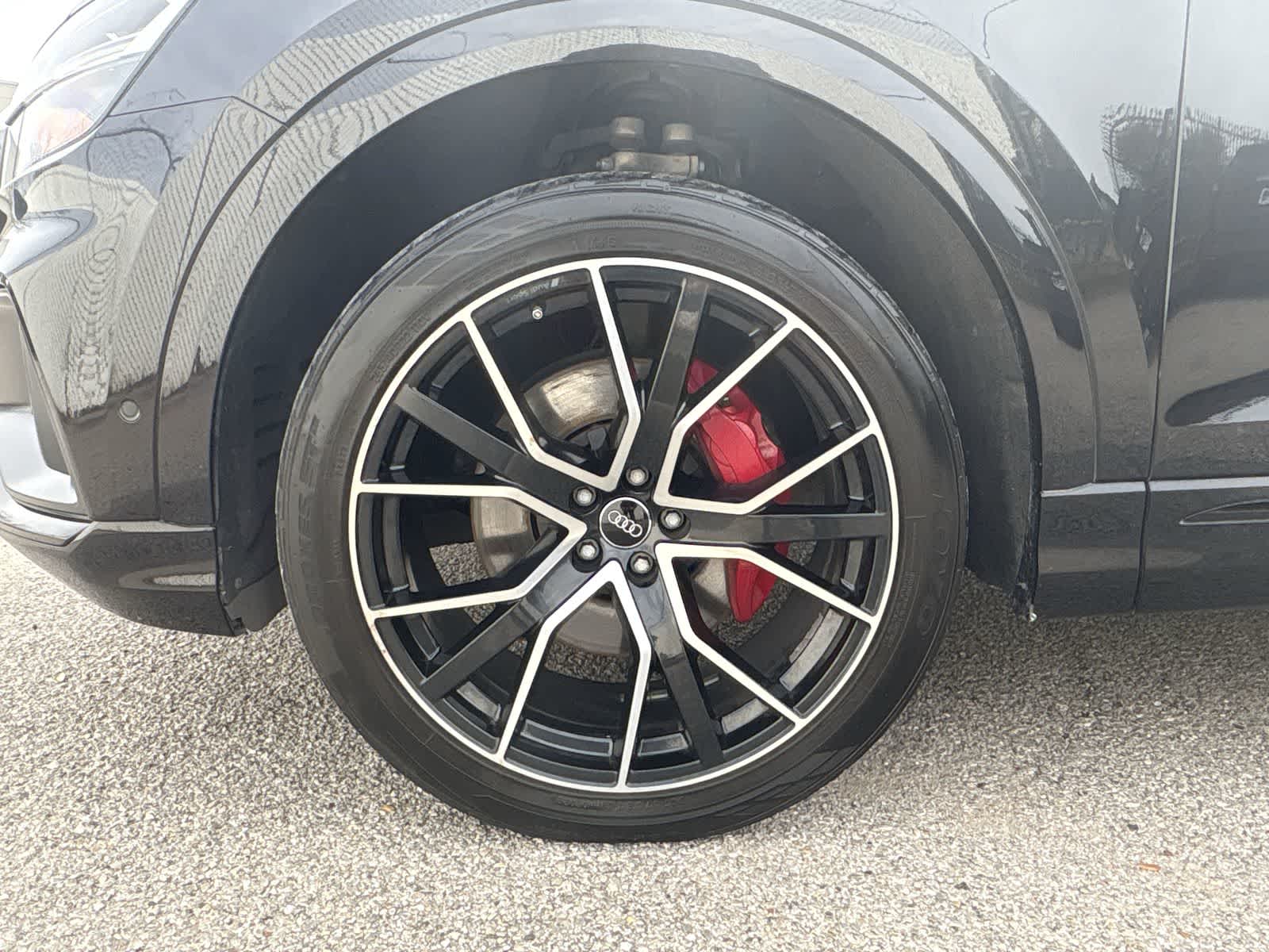 Thumbnail: 2020 Audi Q8 - 20