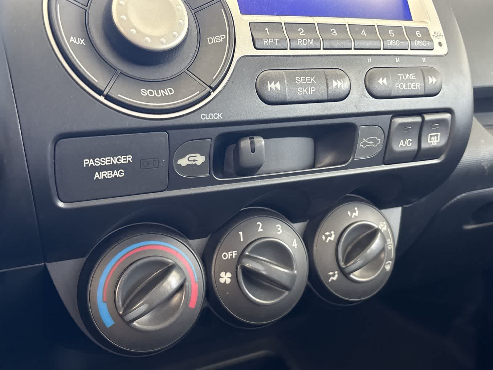 Thumbnail: 2007 Honda Fit - 26