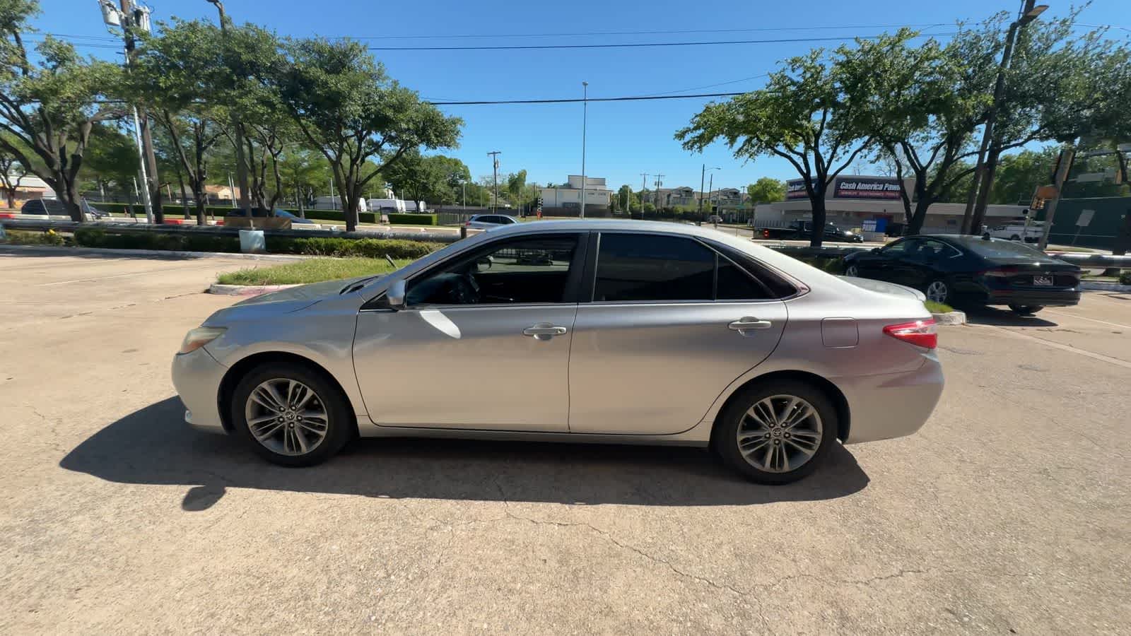 Thumbnail: 2015 Toyota Camry - 5