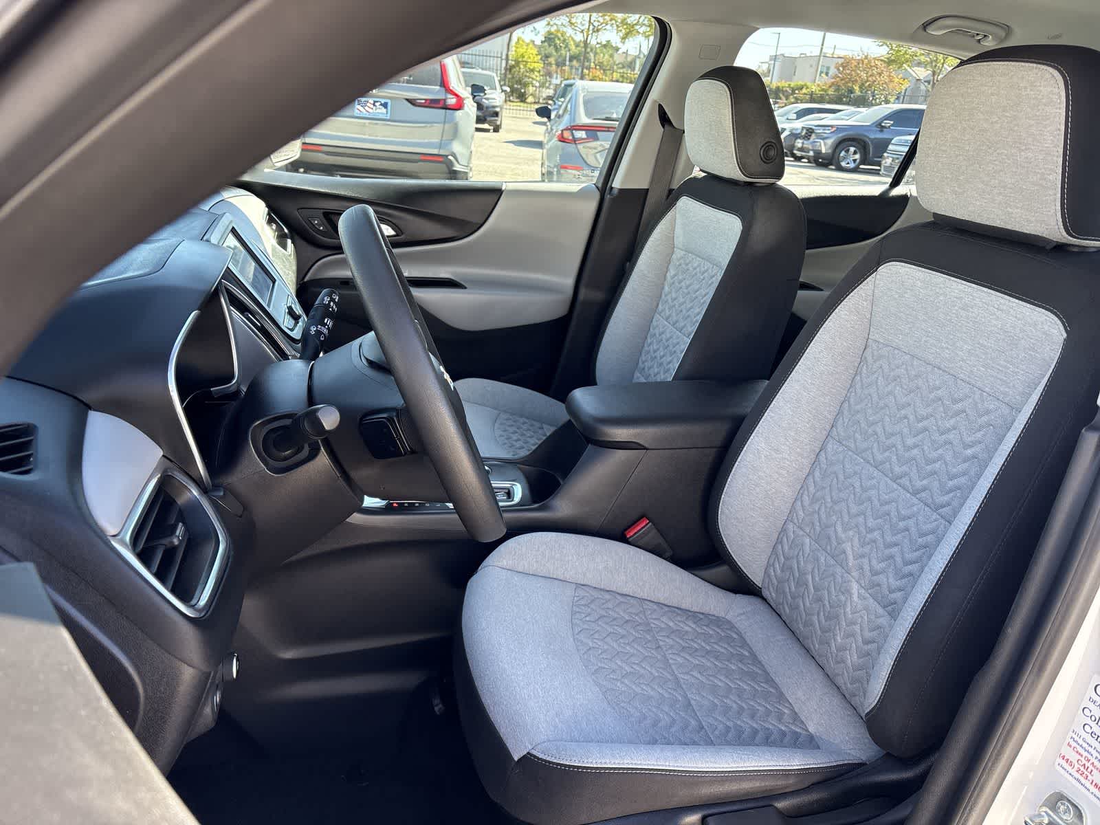 Thumbnail: 2023 Chevrolet Equinox - 10