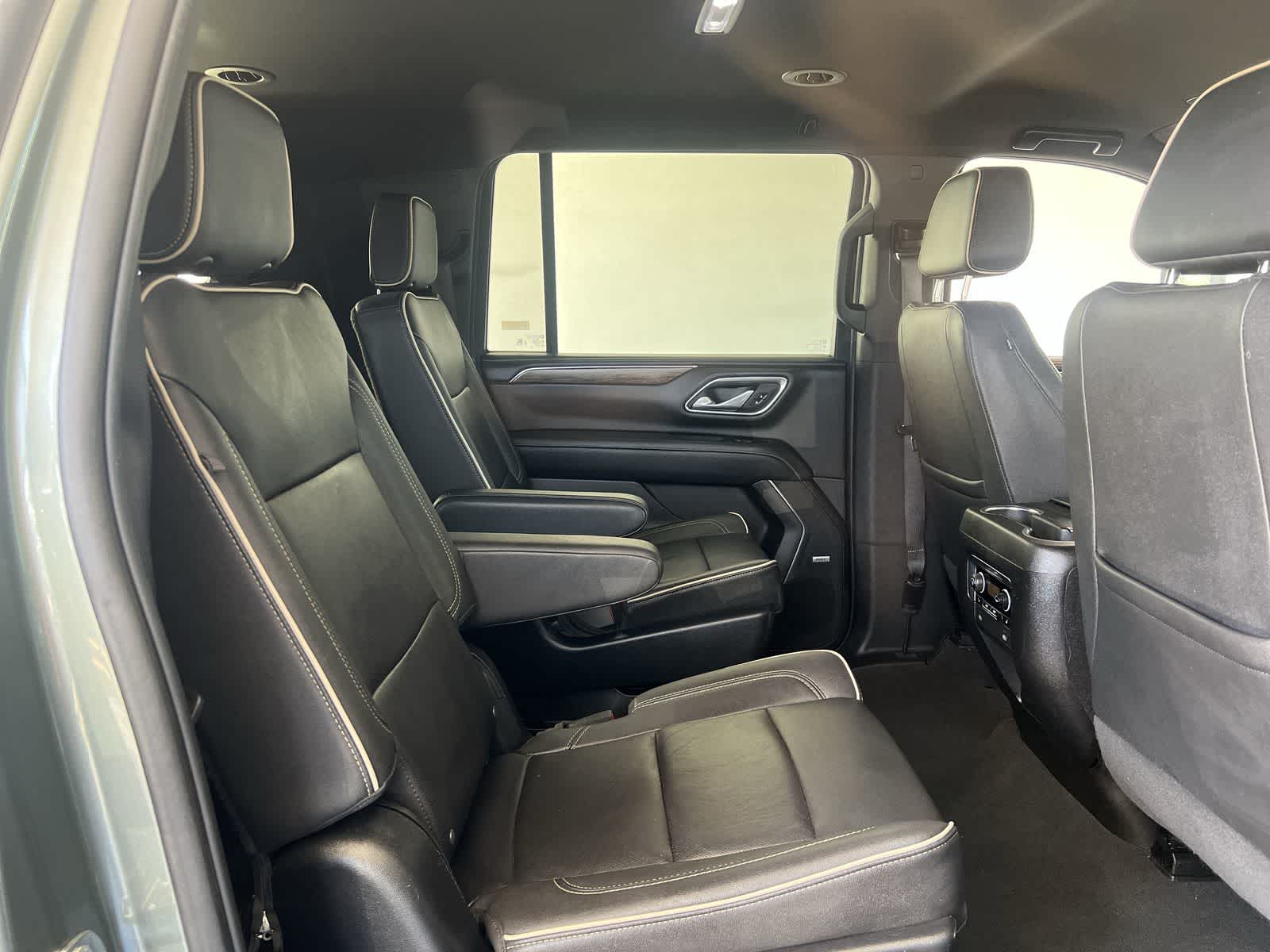 Thumbnail: 2023 Chevrolet Suburban - 12