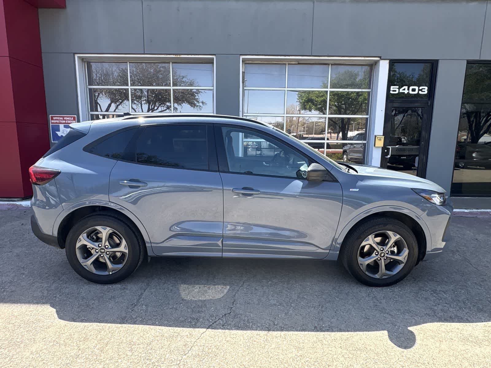 Thumbnail: 2024 Ford Escape - 7