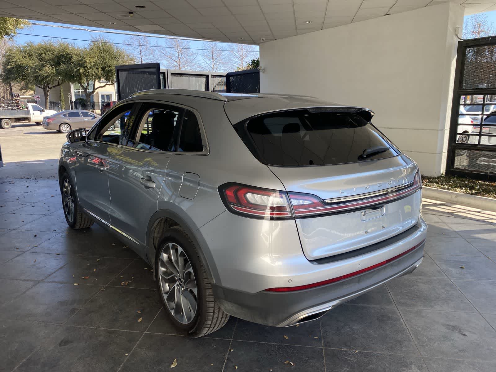 2022 Lincoln Nautilus Reserve 4
