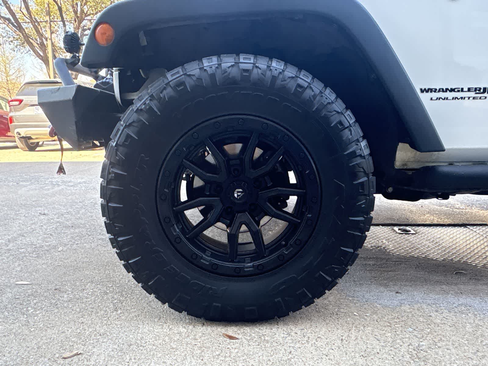 Thumbnail: 2018 Jeep Wrangler - 20